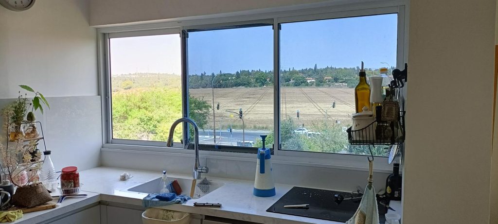 ציפוי נגד שמש ווחום במטבח