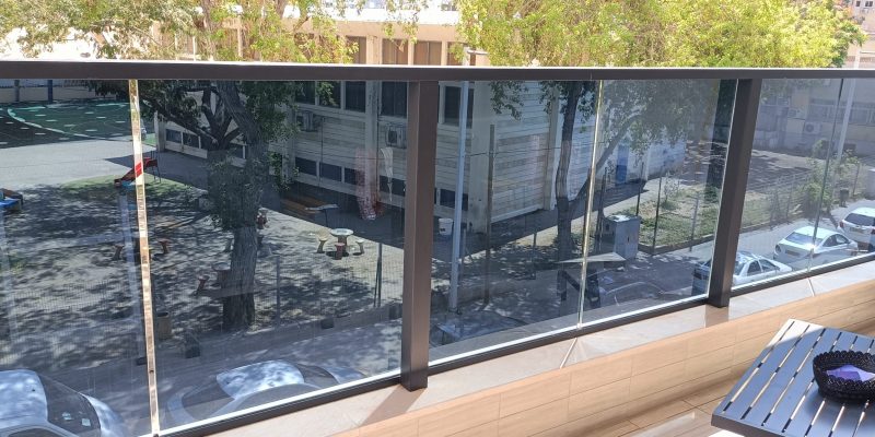 מרפסת אנטי סאן